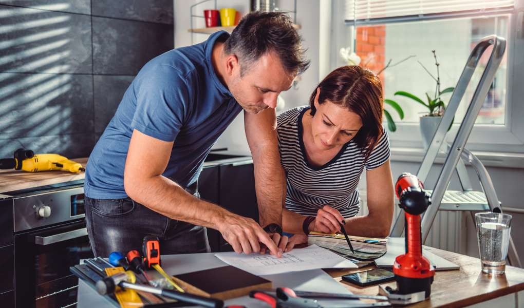 Rénovation de cuisine : Coûts, Budget et Conseils pour bien planifier vos travaux 5 réduire les coûts d’une rénovation de cuisine