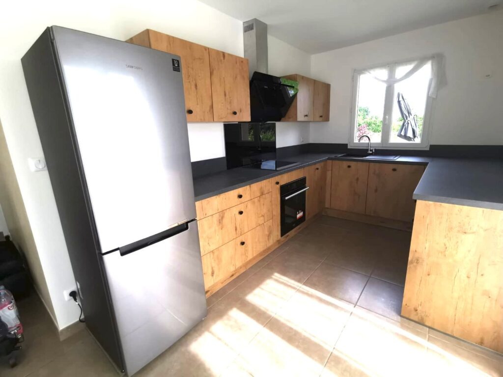 dg-cuisine-realisation-drancy-cuisine-allemande-facades-bois