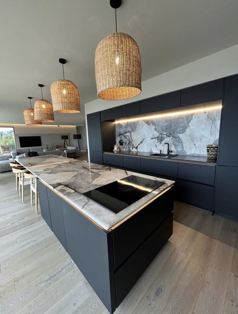 dg-cuisine-realisation-neuilly-sur-seine-cuisine-italienne-facades-grises-plan-de-travail-granit-patagonia-02